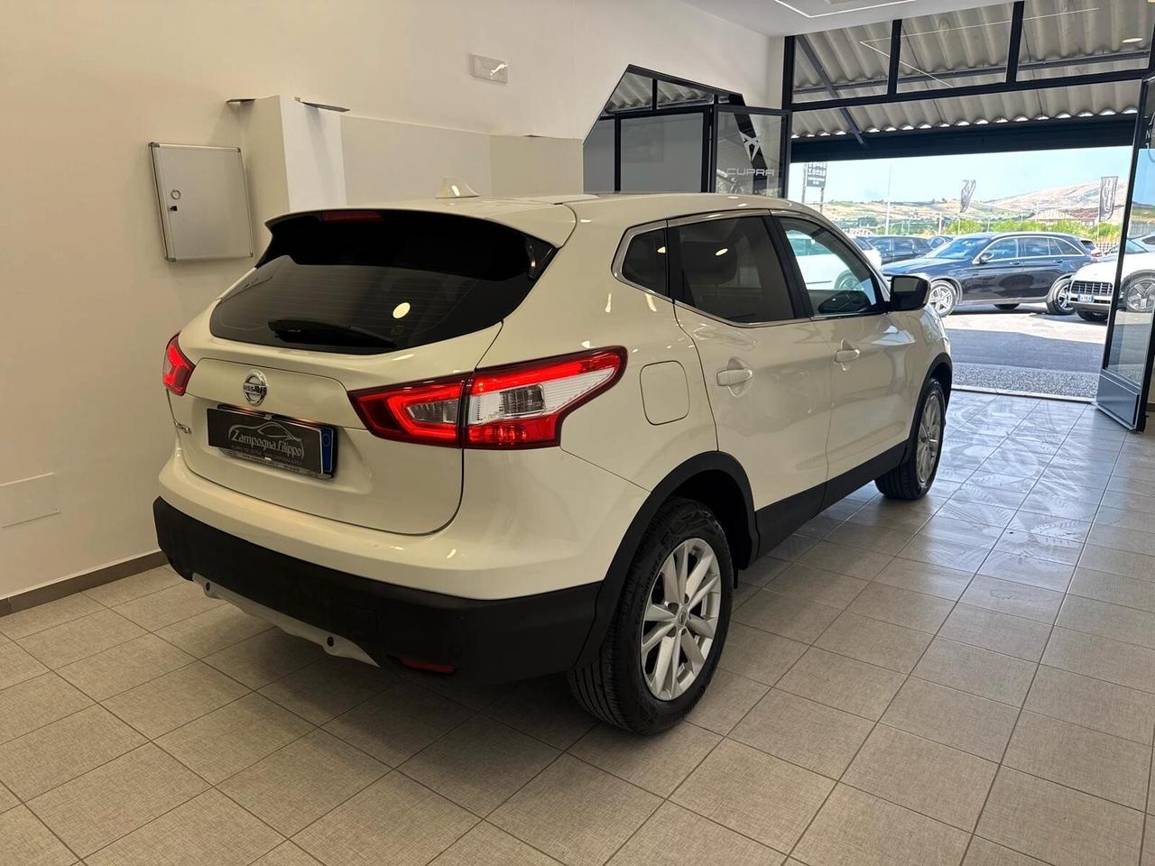 Nissan Qashqai 1.6 dCi automatica 131cv