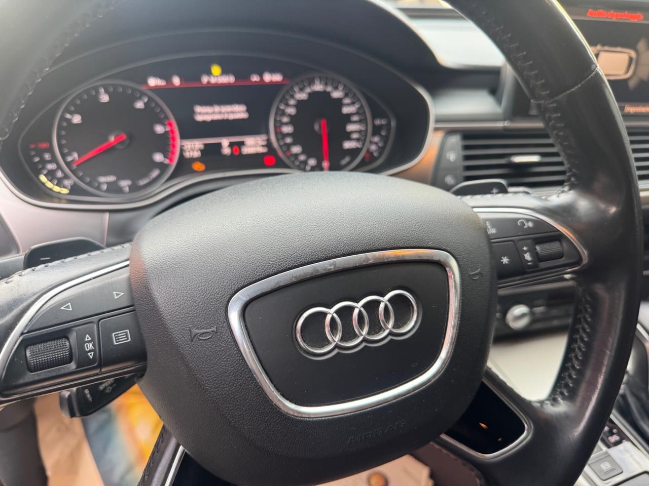 Audi A6 2.0 TDI ultra S tronic Business Plus