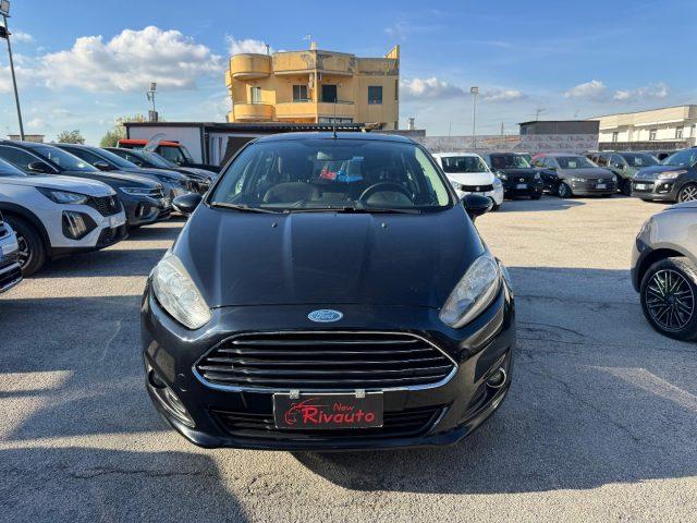 FORD Fiesta 1.2 82CV GPL 5 porte Black & White Edition