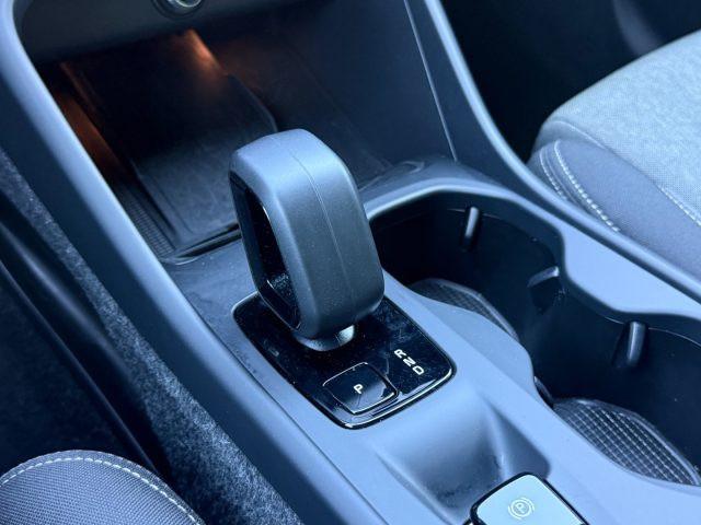 VOLVO XC40 B3 automatico Core