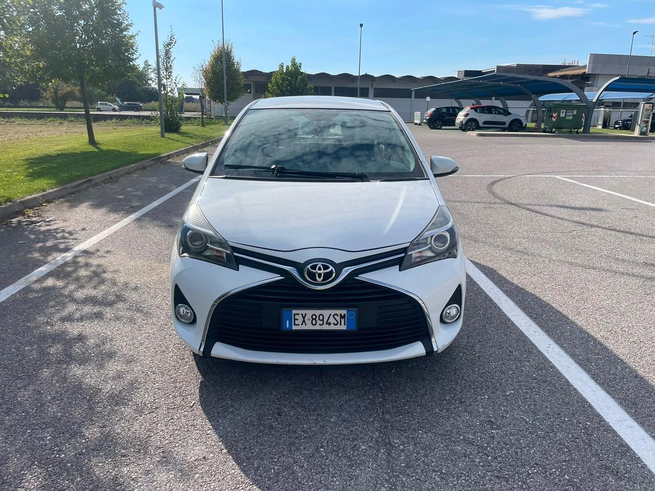 Toyota Yaris 1.4 D-4D 5 porte Lounge