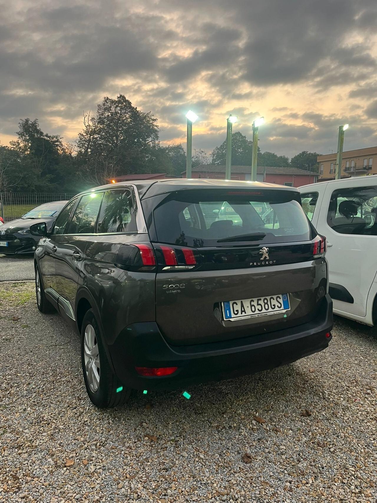 Peugeot 5008 BlueHDi 130 S&S Business automatica eat8