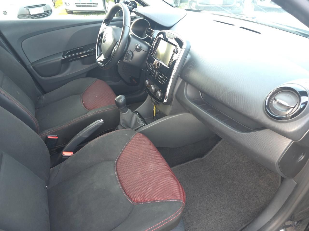 Renault Clio 1.2 75CV 5 porte Live