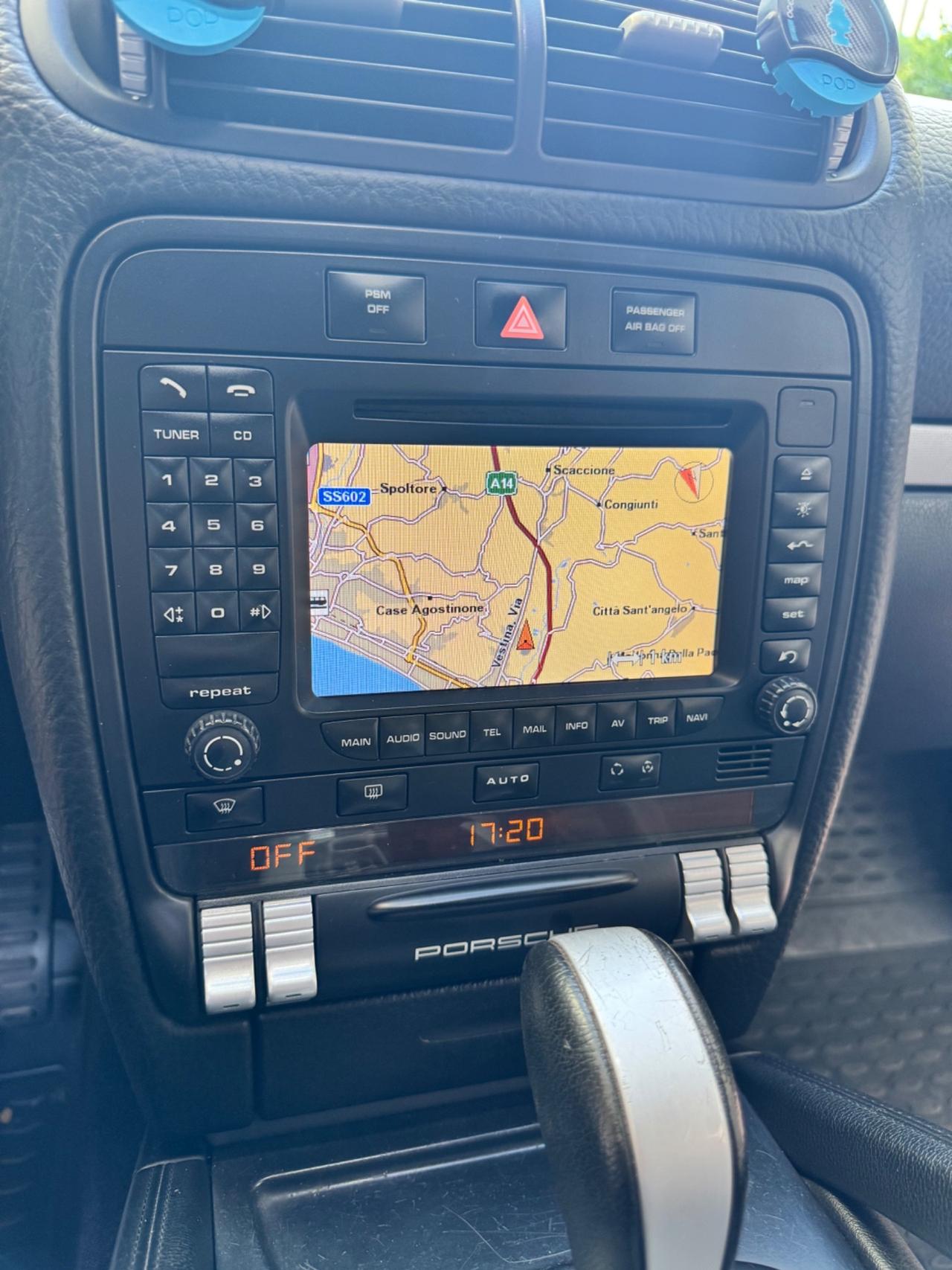 Porsche Cayenne 3.6