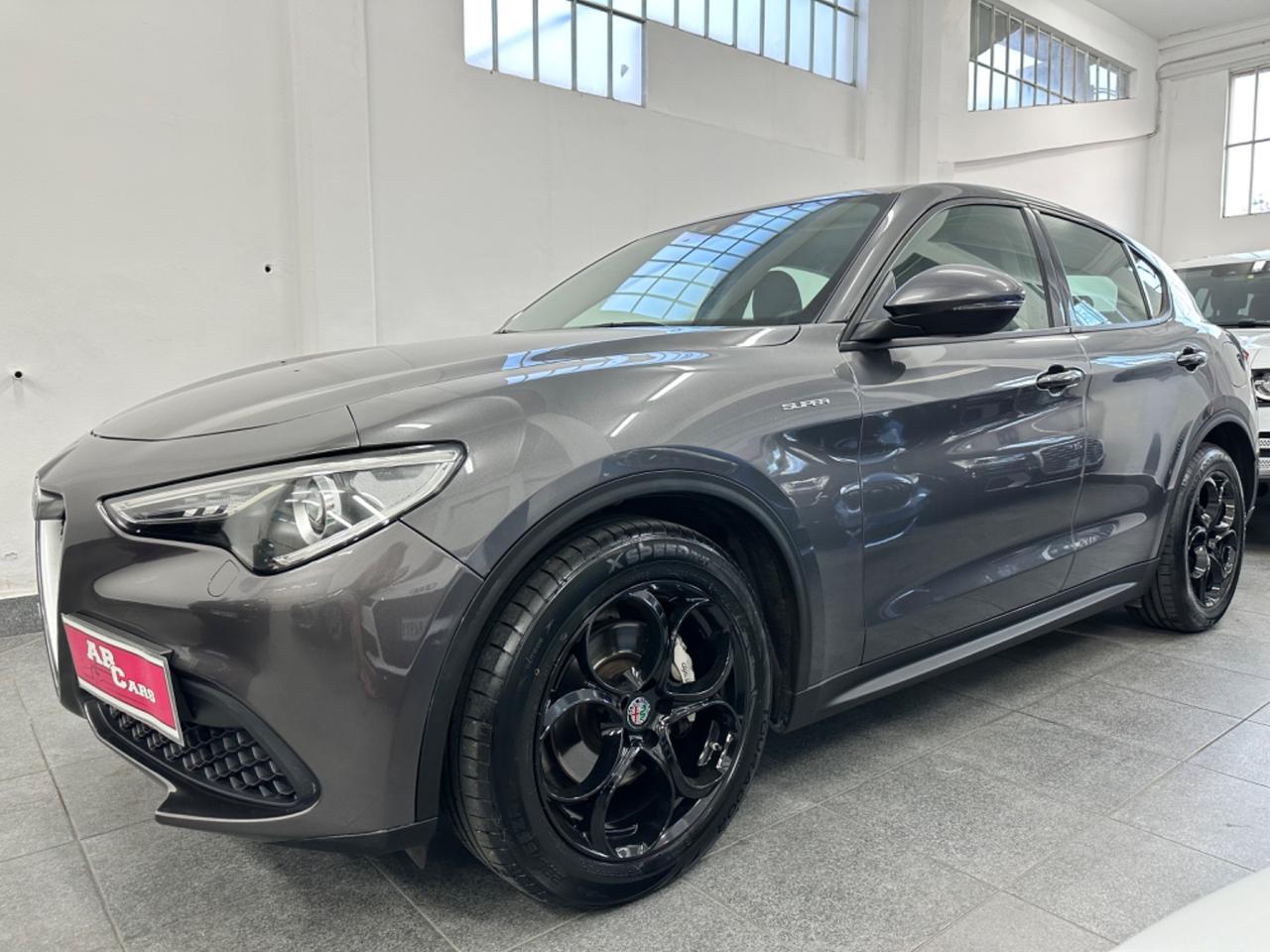 Alfa Romeo Stelvio SUPER