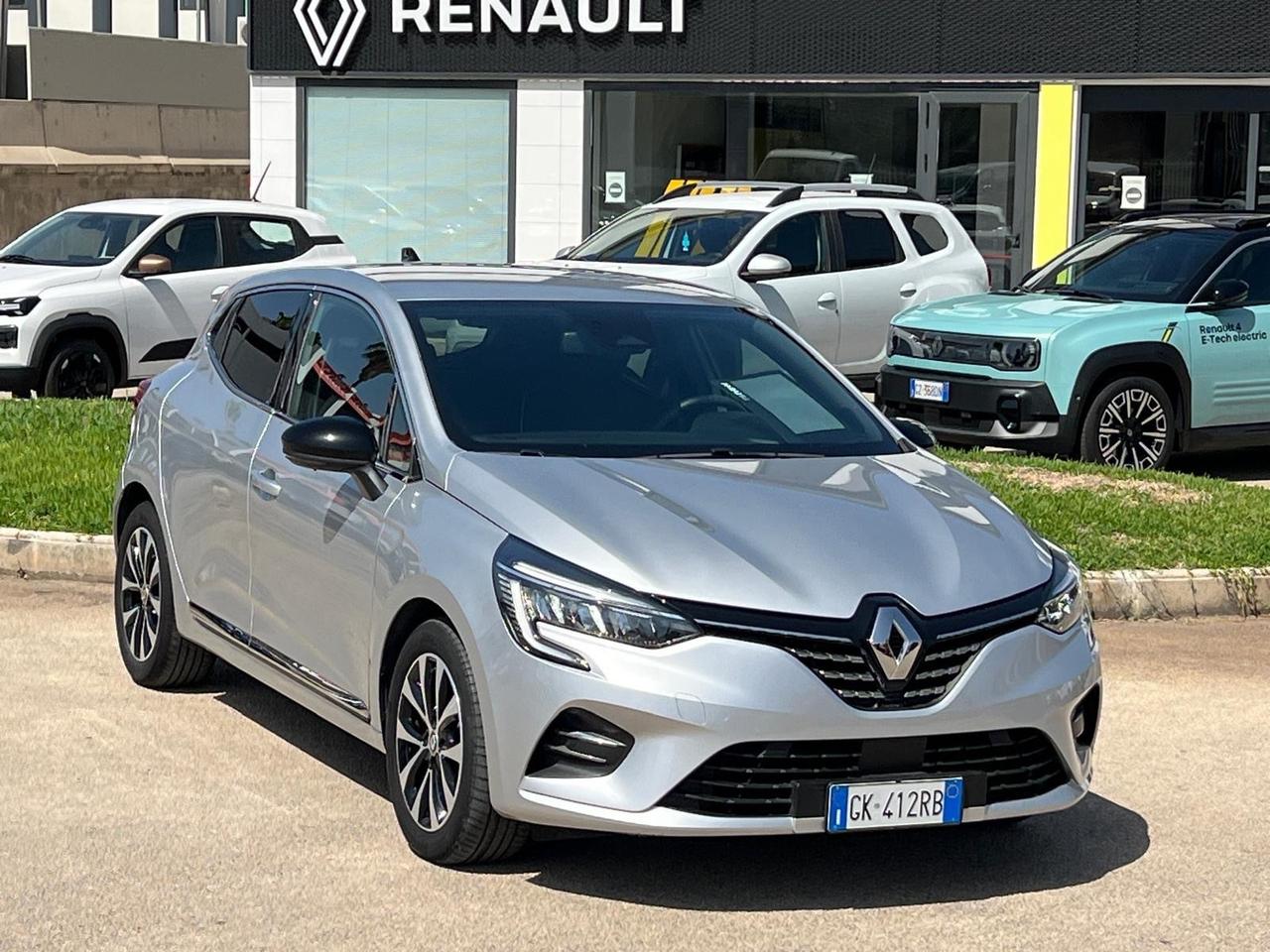 Renault Clio Full Hybrid E-Tech 145 CV 5 porte Techno solo 6000 km
