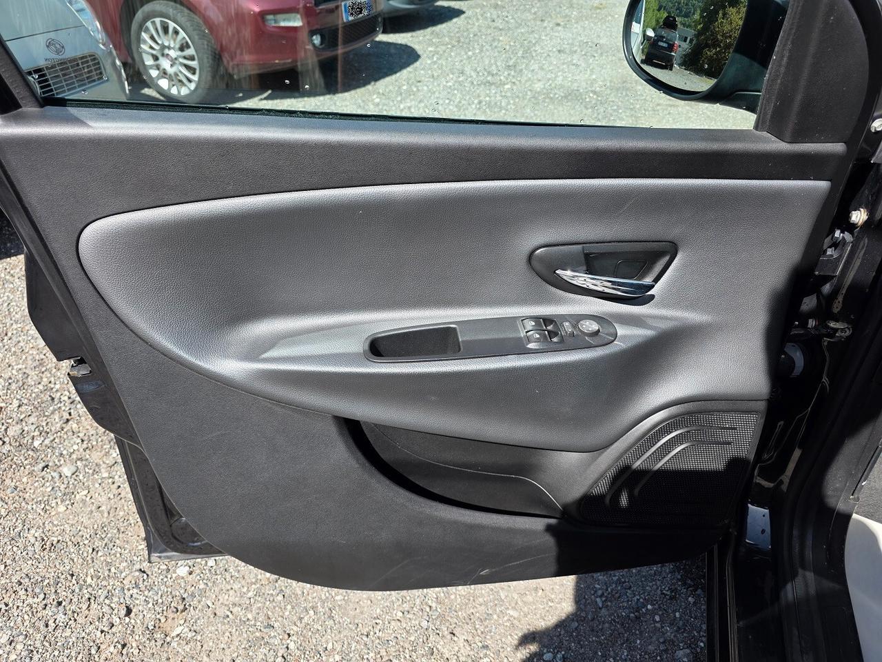 Lancia Ypsilon 1.2