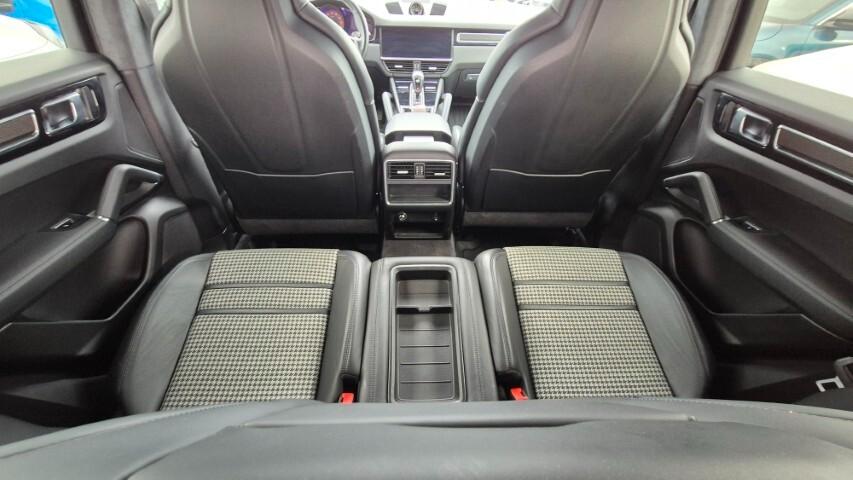 Porsche Cayenne Coupé 3.0 V6 Platinum Edition - 2022