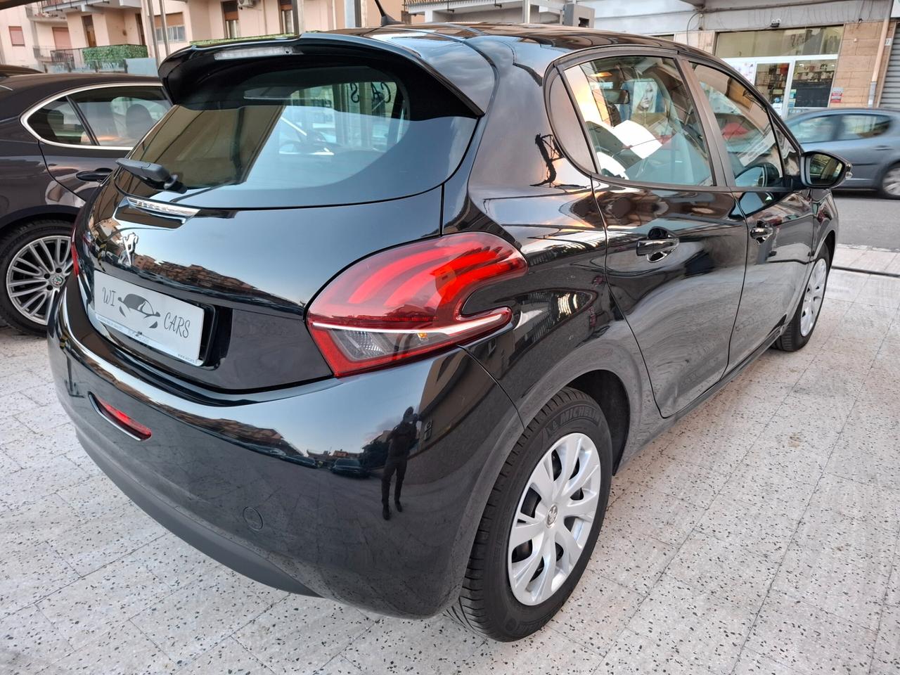 Peugeot 208 - 1.2 Active Navi Cruise Clima