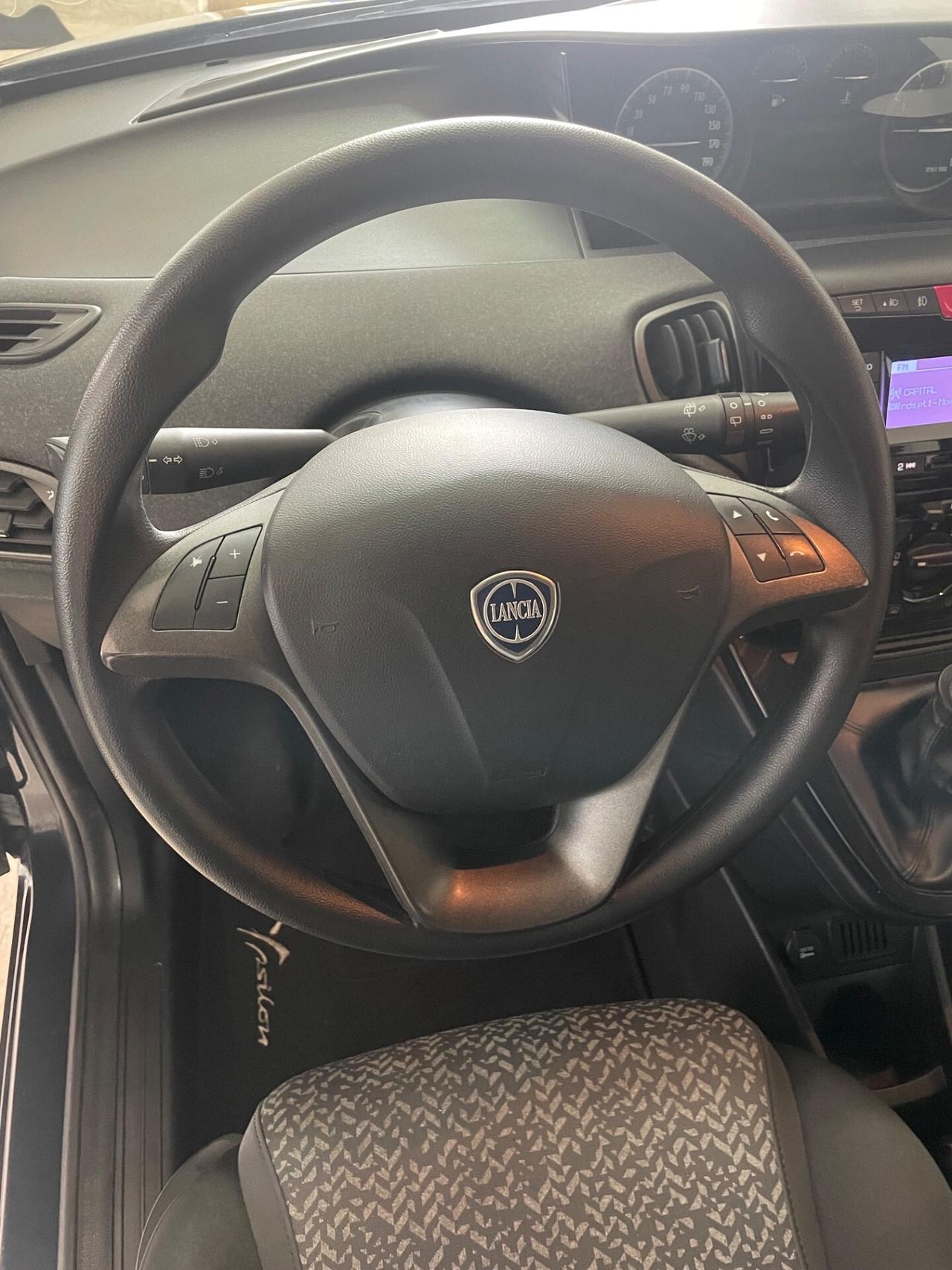 LANCIA YPSILON 1.2 69 CV 5P ELEFANTINO 54.000 KM