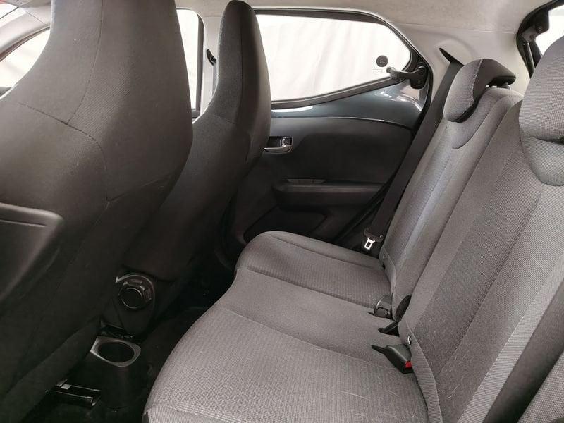 Toyota Aygo Aygo Connect 1.0 VVT-i 72 CV 5 porte x-play