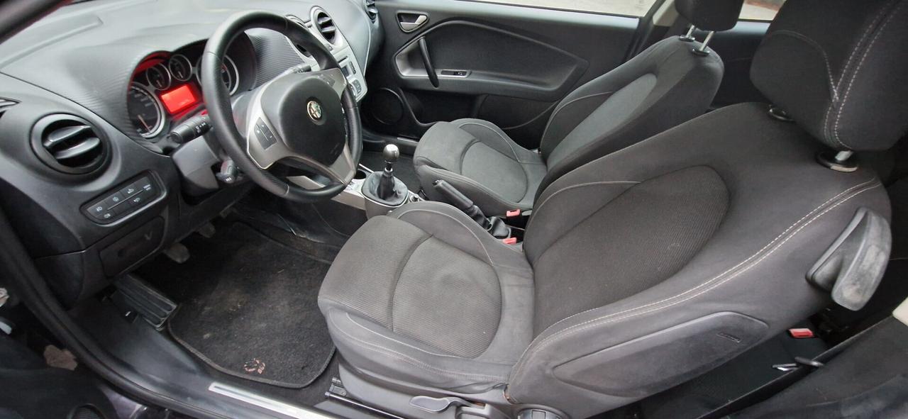 Alfa Romeo MiTo 1.3 JTDm-2 95 CV S&S Distinctive