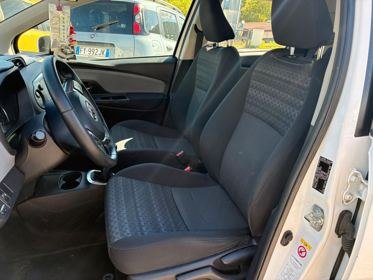 TOYOTA YARIS 1.0 5 PORTE