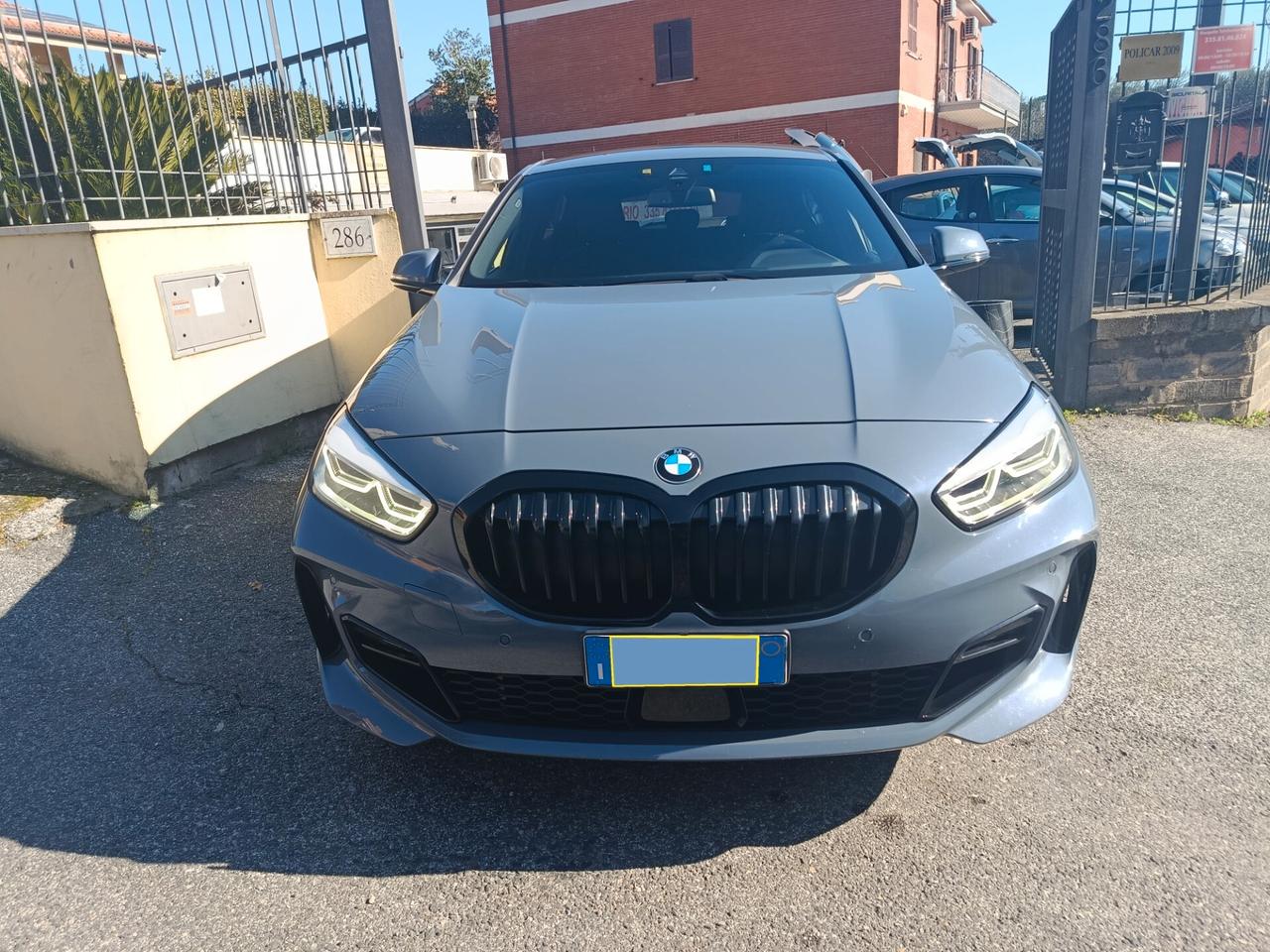 Bmw 116 118d 5p. Business Advantage