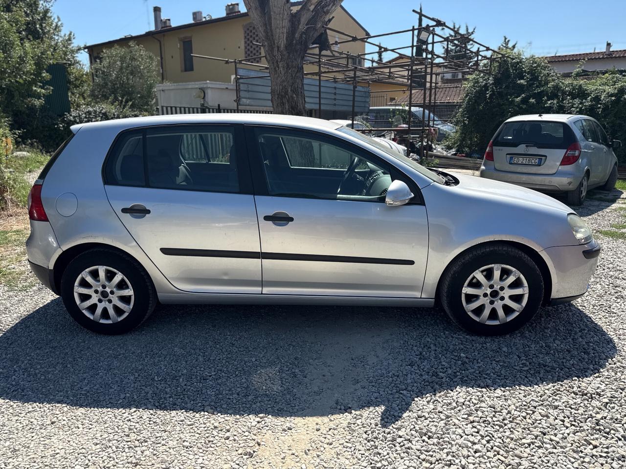 Volkswagen Golf 1.6 16V FSI 5p. Comfortline