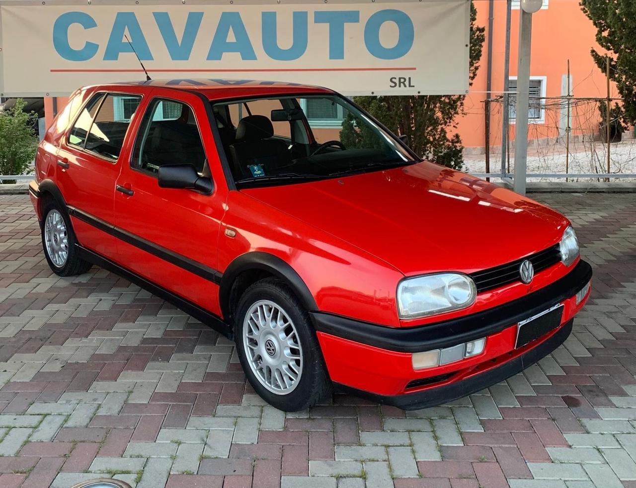 Volkswagen Golf 1.6 cat 5 porte GT