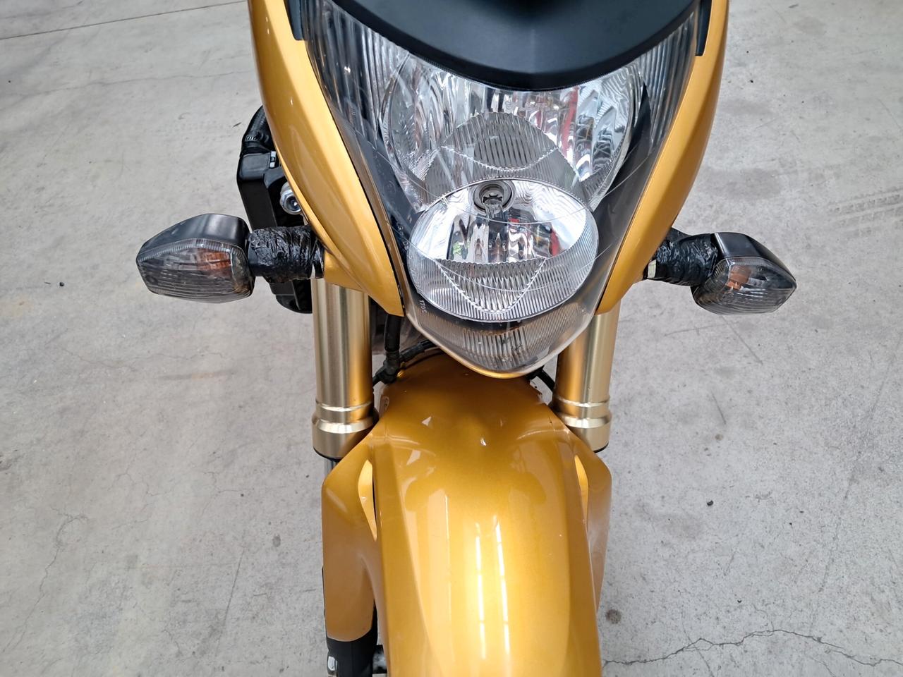 Honda Hornet 600 km 7900
