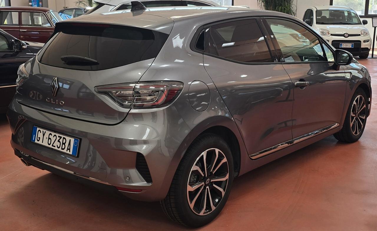 Renault Clio 1.0 TCe 90 CV (66 kW) Techno – Berlina Moderna, Tecnologica e Sostenibile
