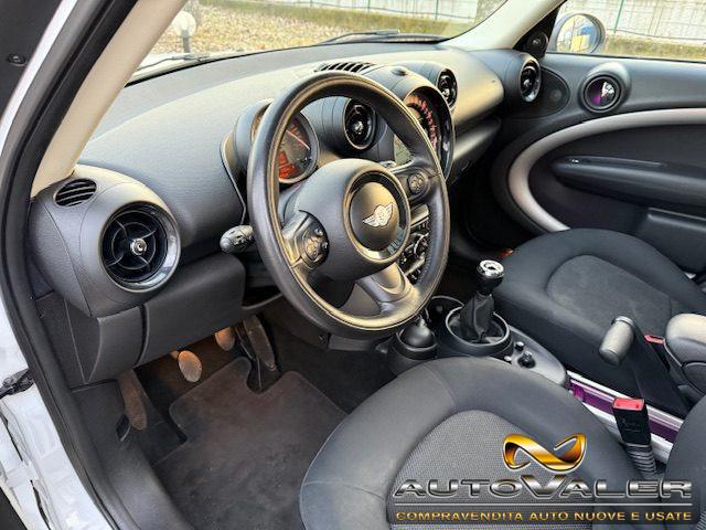 MINI Countryman Mini One SD blackyard