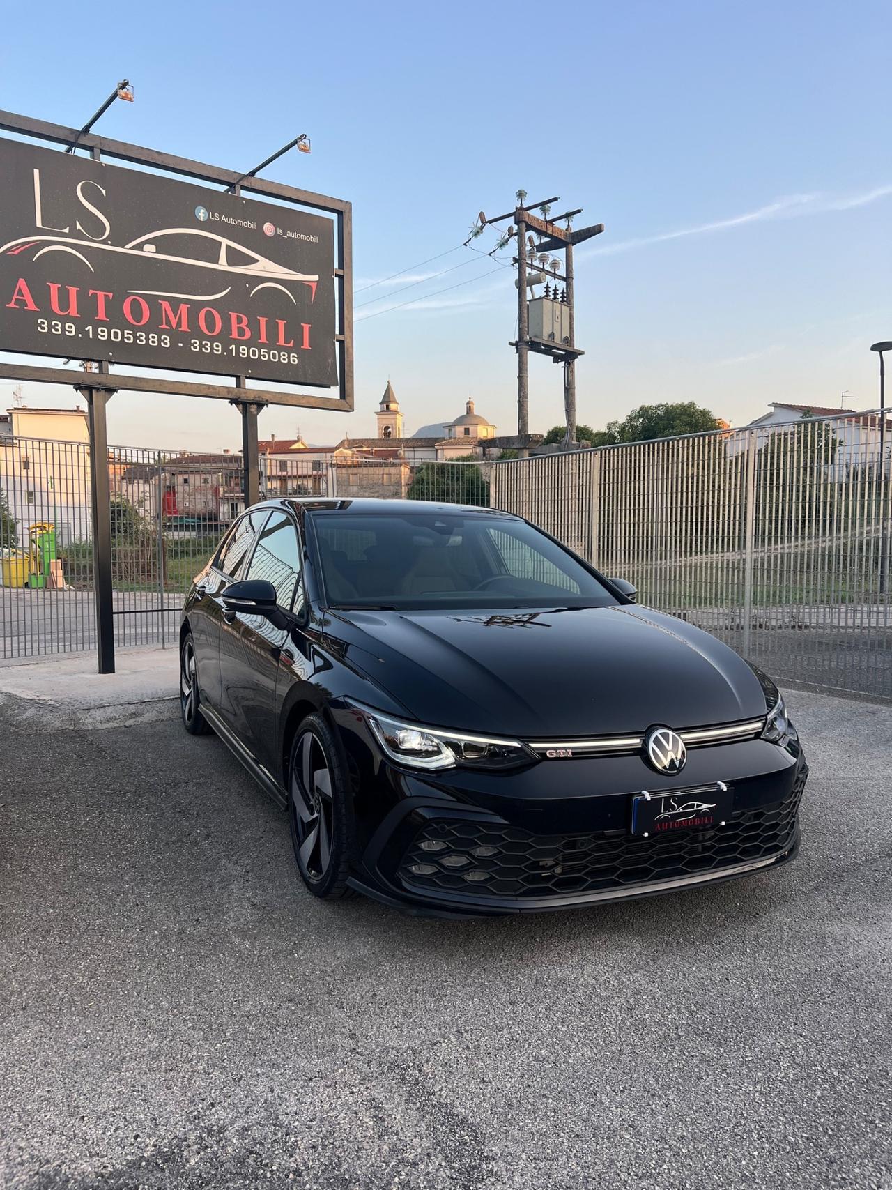 Volkswagen Golf GTI 2.0 TSI DSG