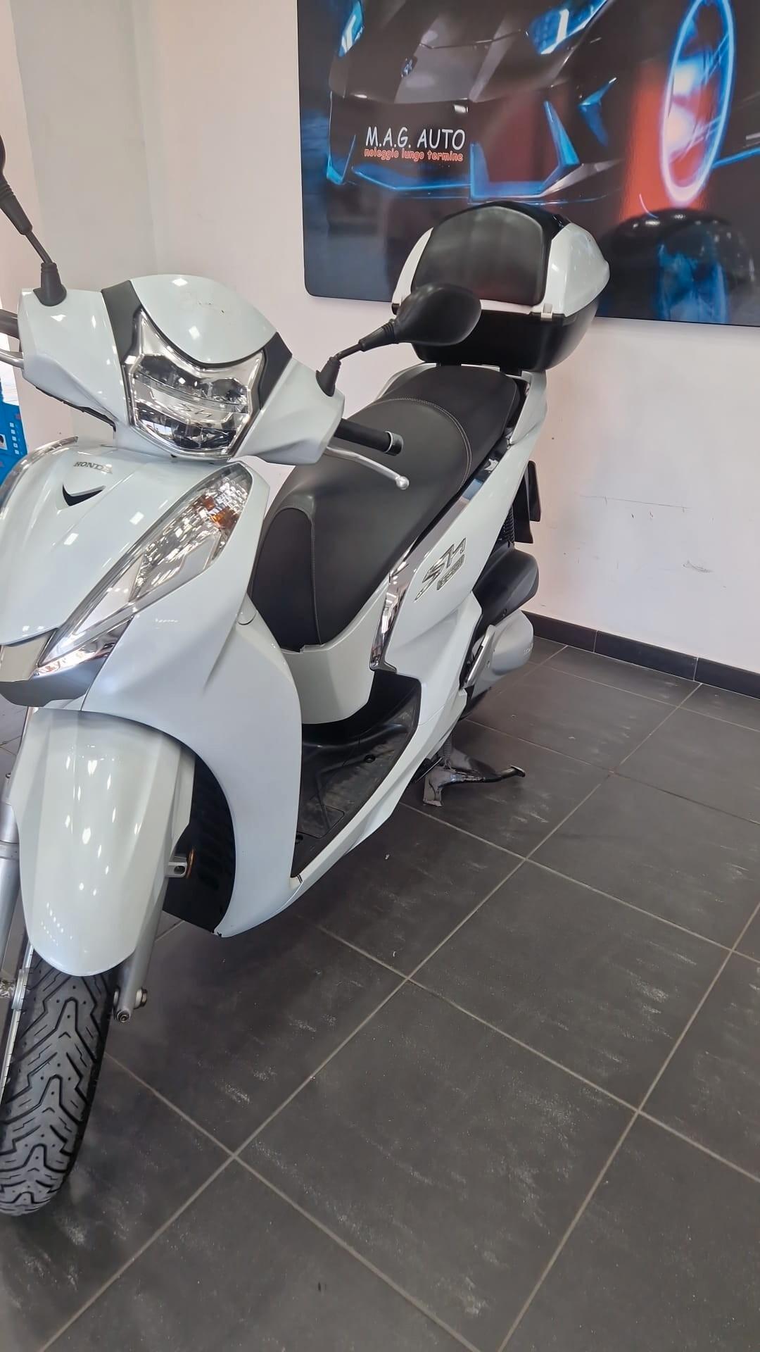 Honda SH 300