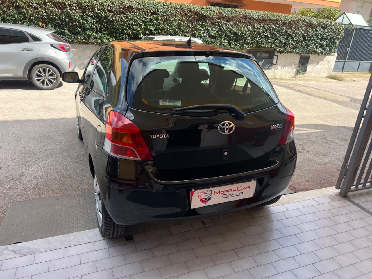 Toyota Yaris 1.0 3 porte