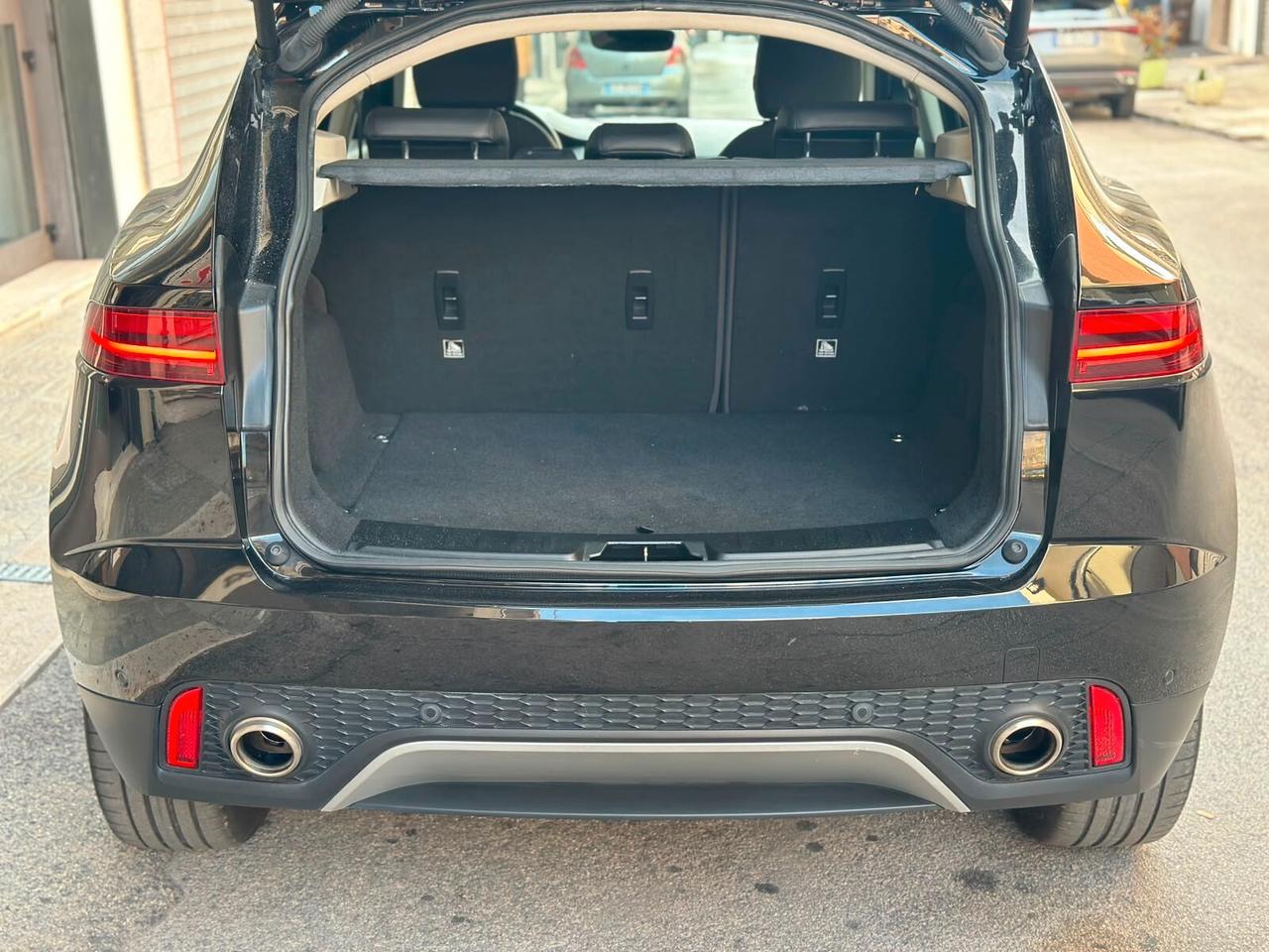 Jaguar E-Pace 2.0D 150CV AWD R-Dynamic