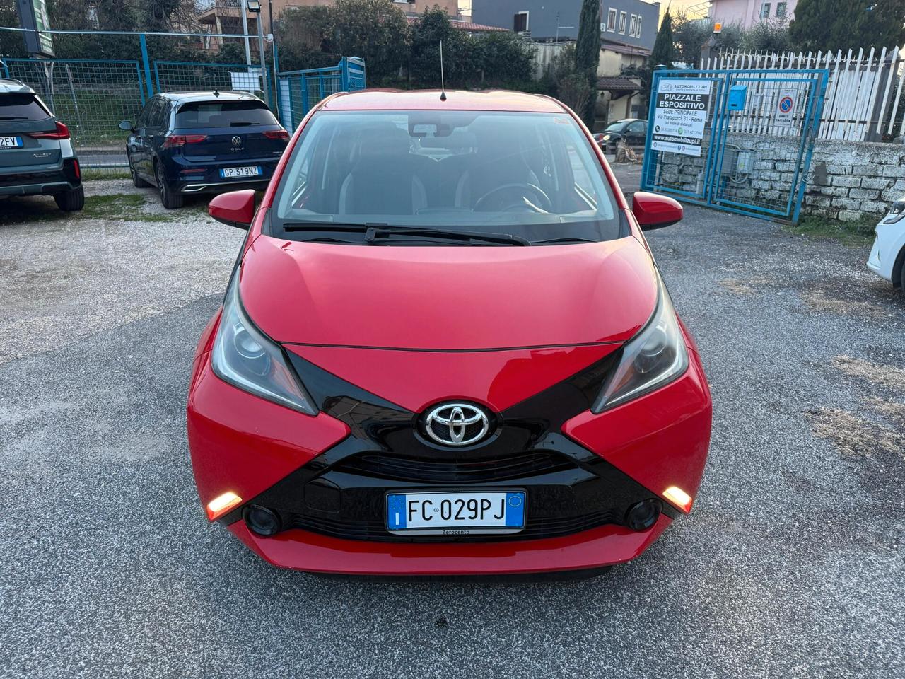 Toyota Aygo 1.0 Autom. 5P **UNICO PROPRIETARIO**
