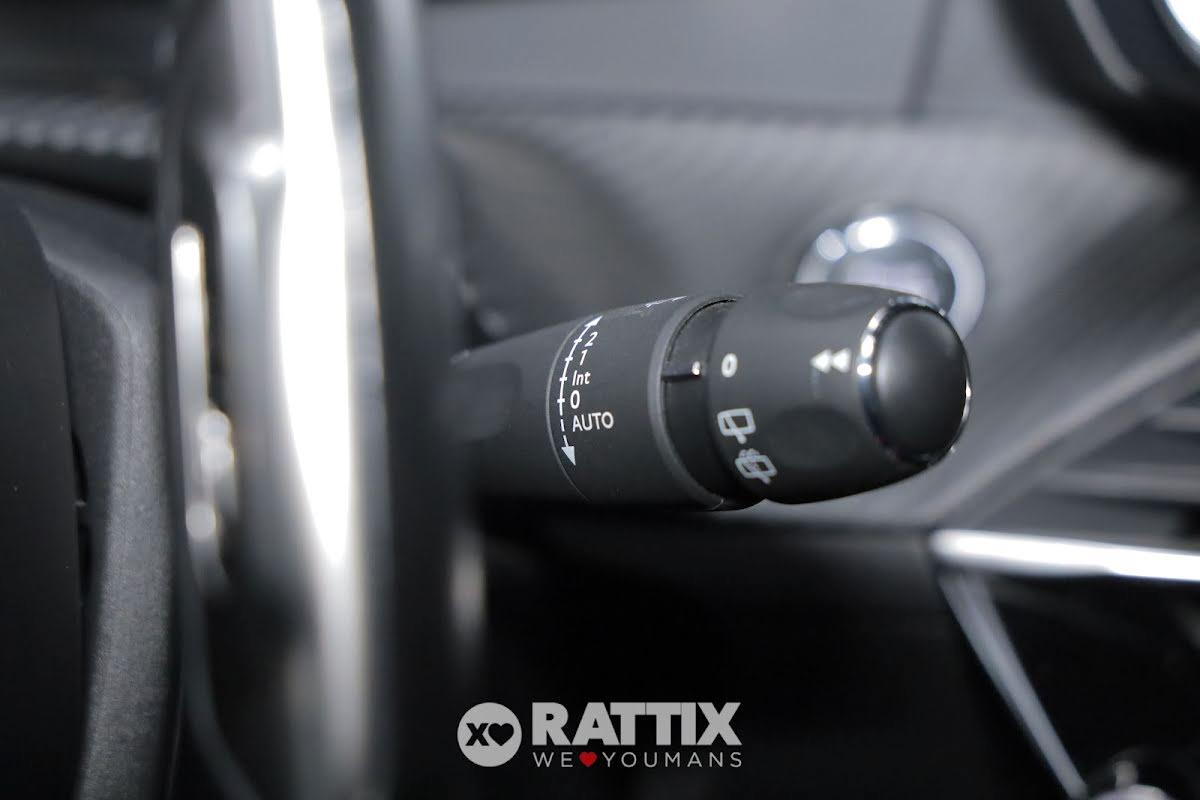 Peugeot e-208 motore elettrico 100kW GT