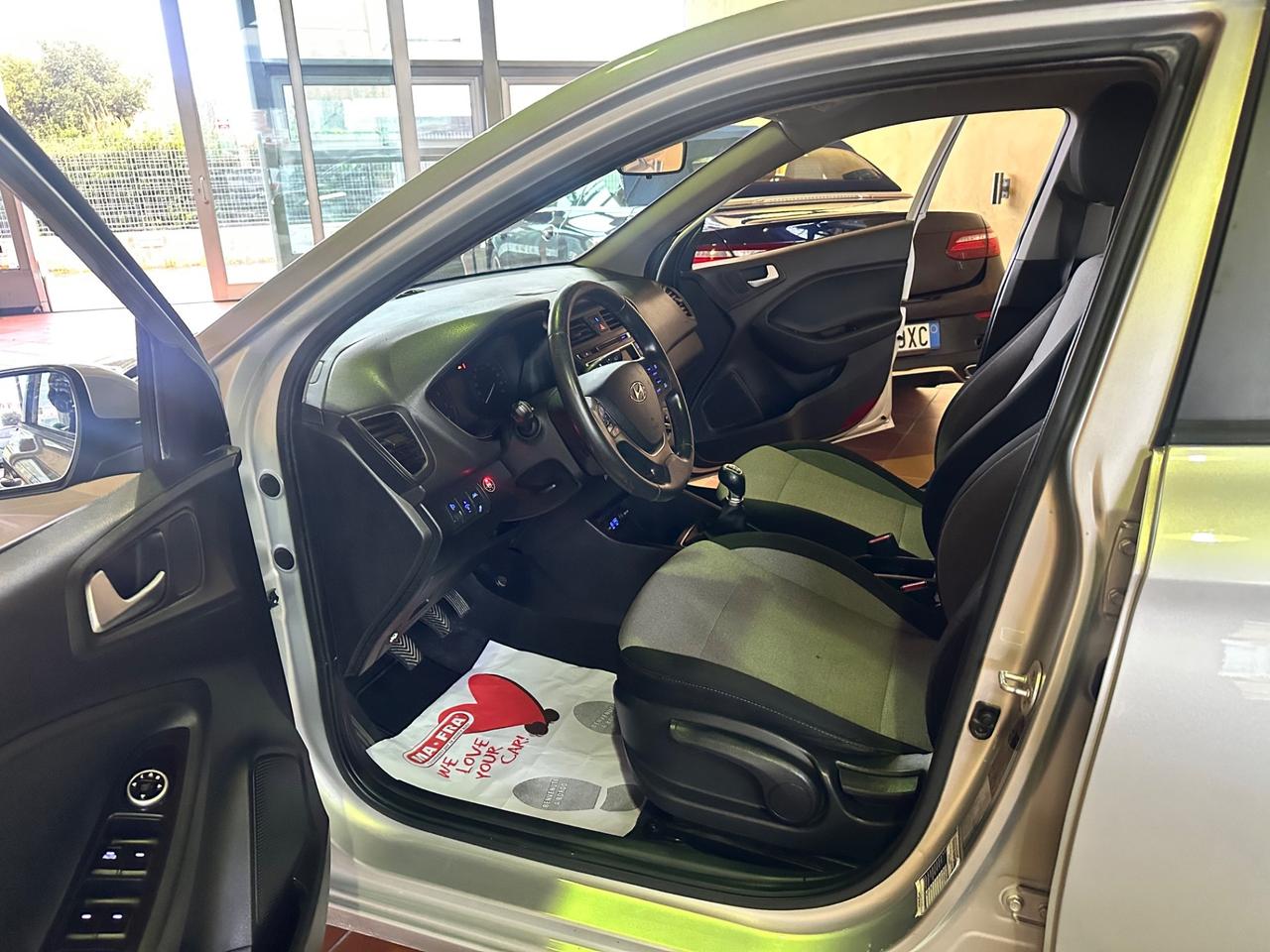 Hyundai i20 1.2 84 CV 5 porte Style GPL