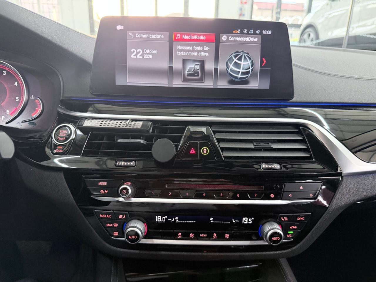 BMW 520d 190CV AUTOMATICO Touring Luxury-Line EURO 6 C GARANZIA