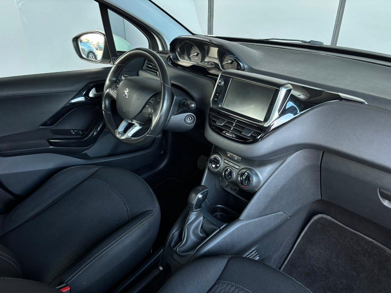 Peugeot 208 5 Porte 208 5p 1.2 puretech Allure gpl 82cv