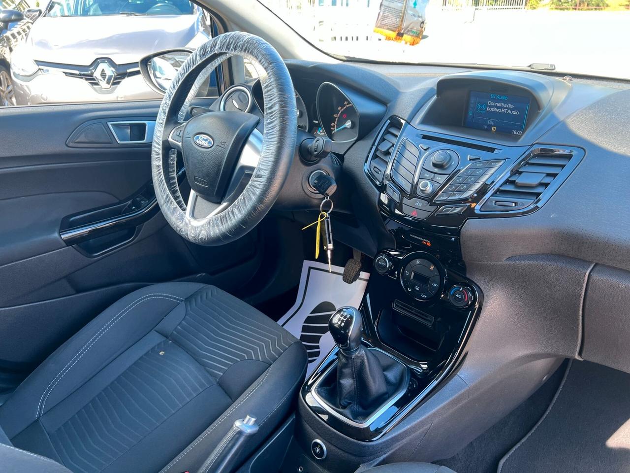Ford Fiesta 1.4 5p. Bz.- GPL Titanium