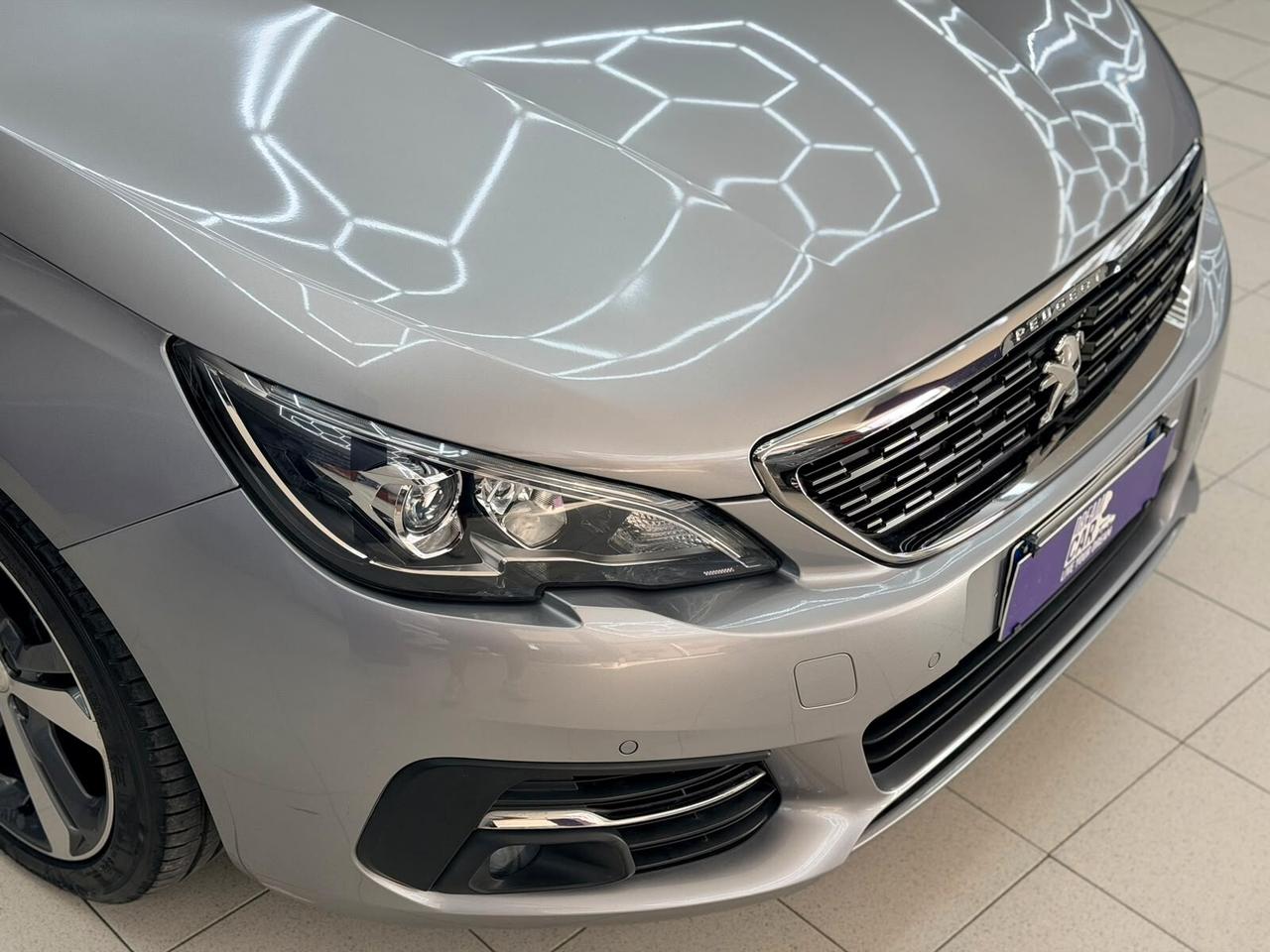 Peugeot 308 BlueHDi 130 S&S Allure