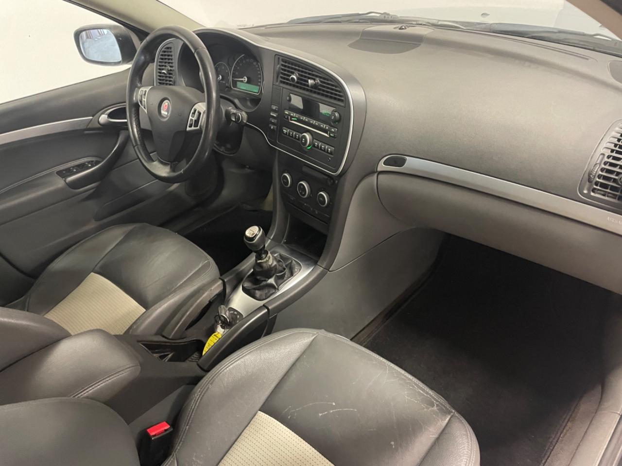 Saab 9-3 SportHatch 1.9 TiD 16V DPF Vector Perfetta