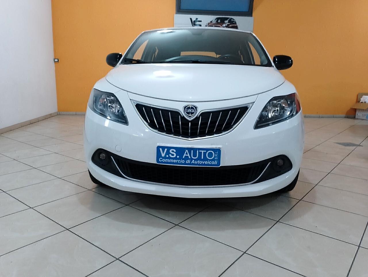 Lancia Ypsilon 1.0 FireFly 5 porte S&S Hybrid Ecochic Gold