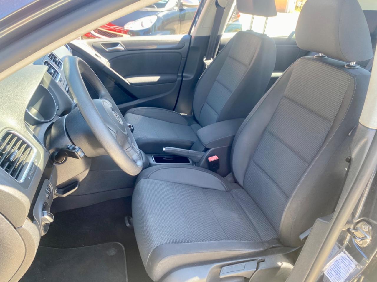 Volkswagen Golf 1.6 TDI DPF 5p. Comf. BlueM. Tech.