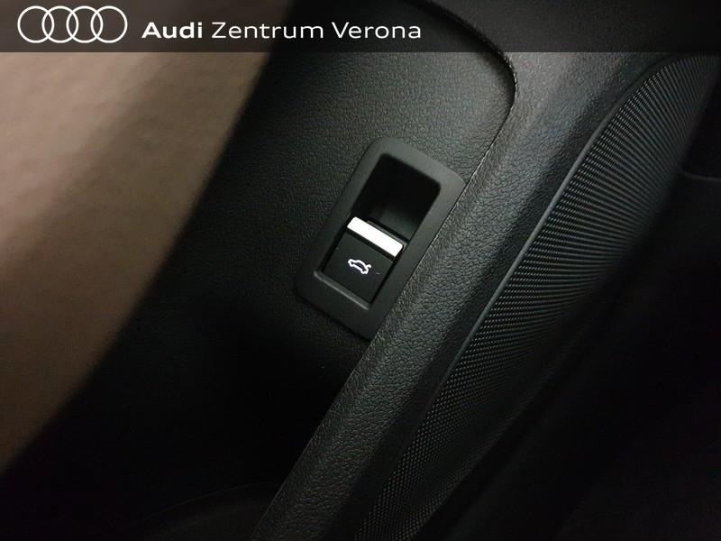 40TDI 204CV quattro S tronic Identity Contrast