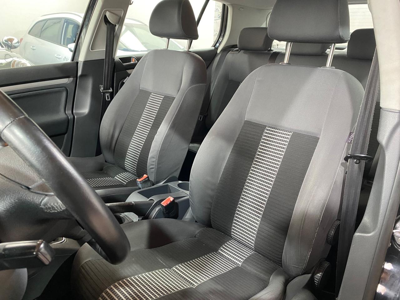 Volkswagen Golf 1.6 5p. Comfortline