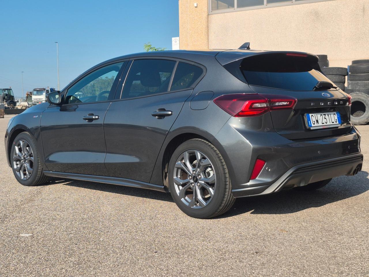 Ford Focus 1.0 EcoBoost Hybrid 125 CV 5p. ST-Line