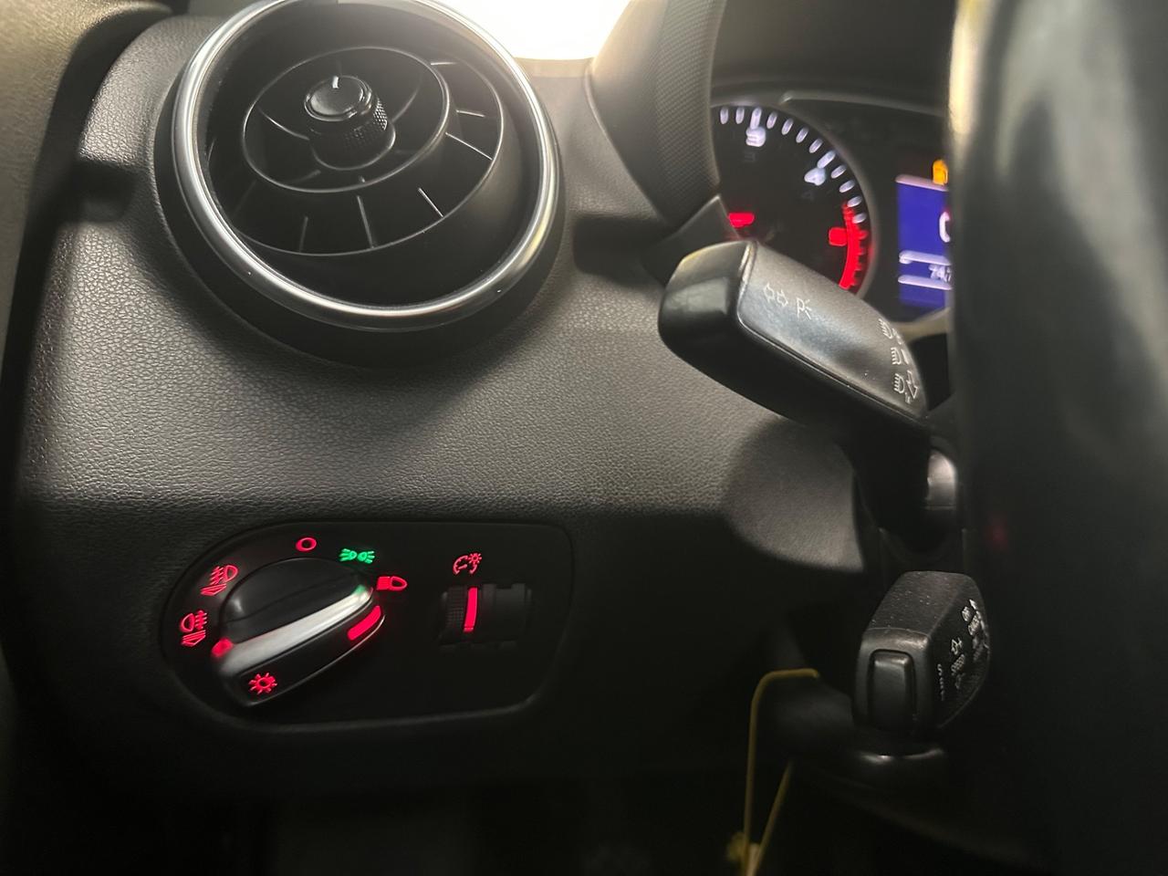 Audi A1 1.6 TDI S line edition