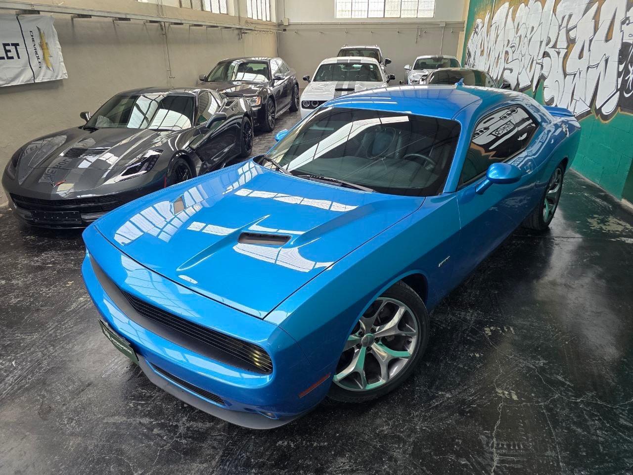 Dodge Challenger 5.7 HEMI V8 *IVA ESPOSTA