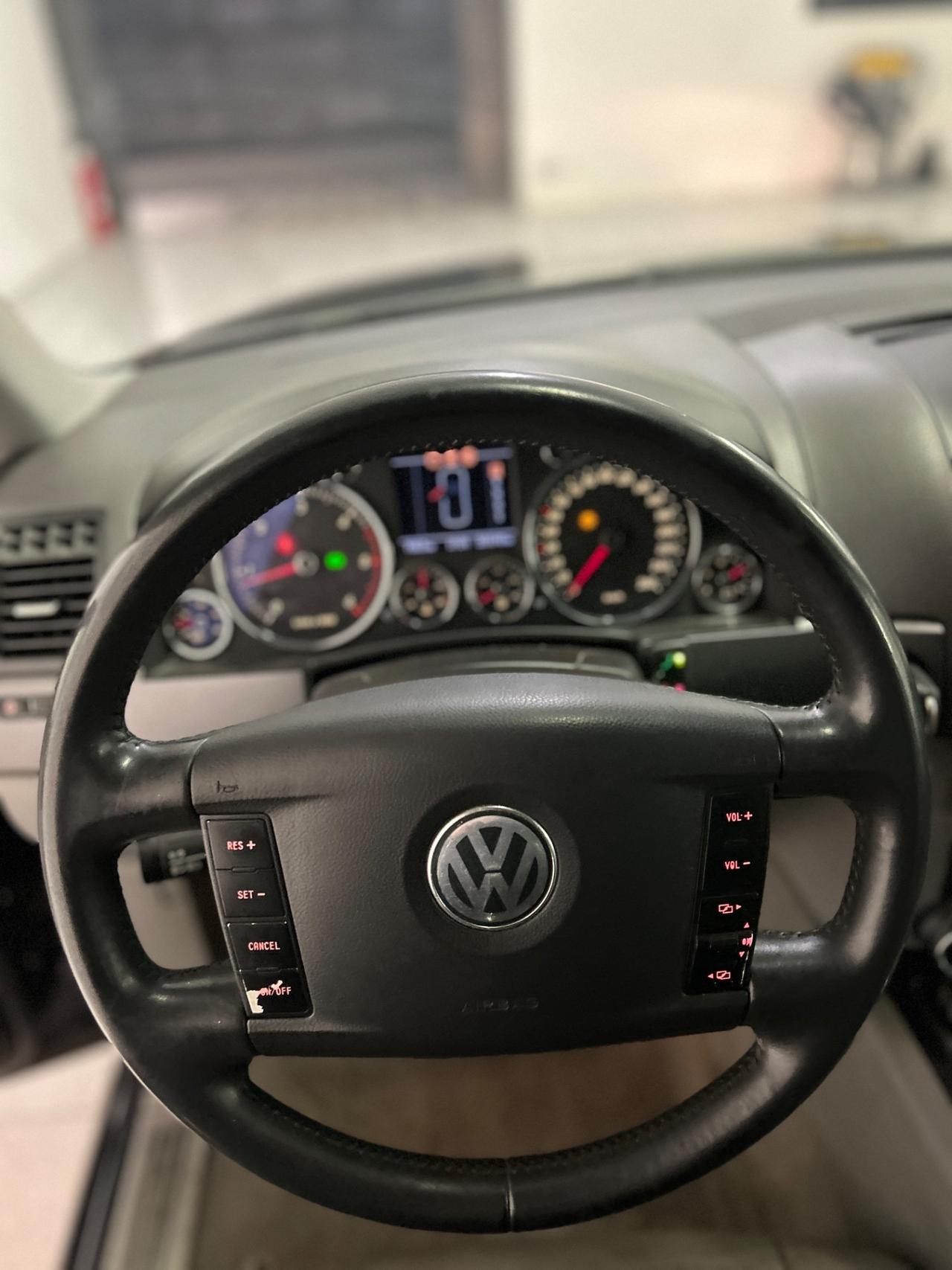 Volkswagen Touareg 2.5 R5 TDI