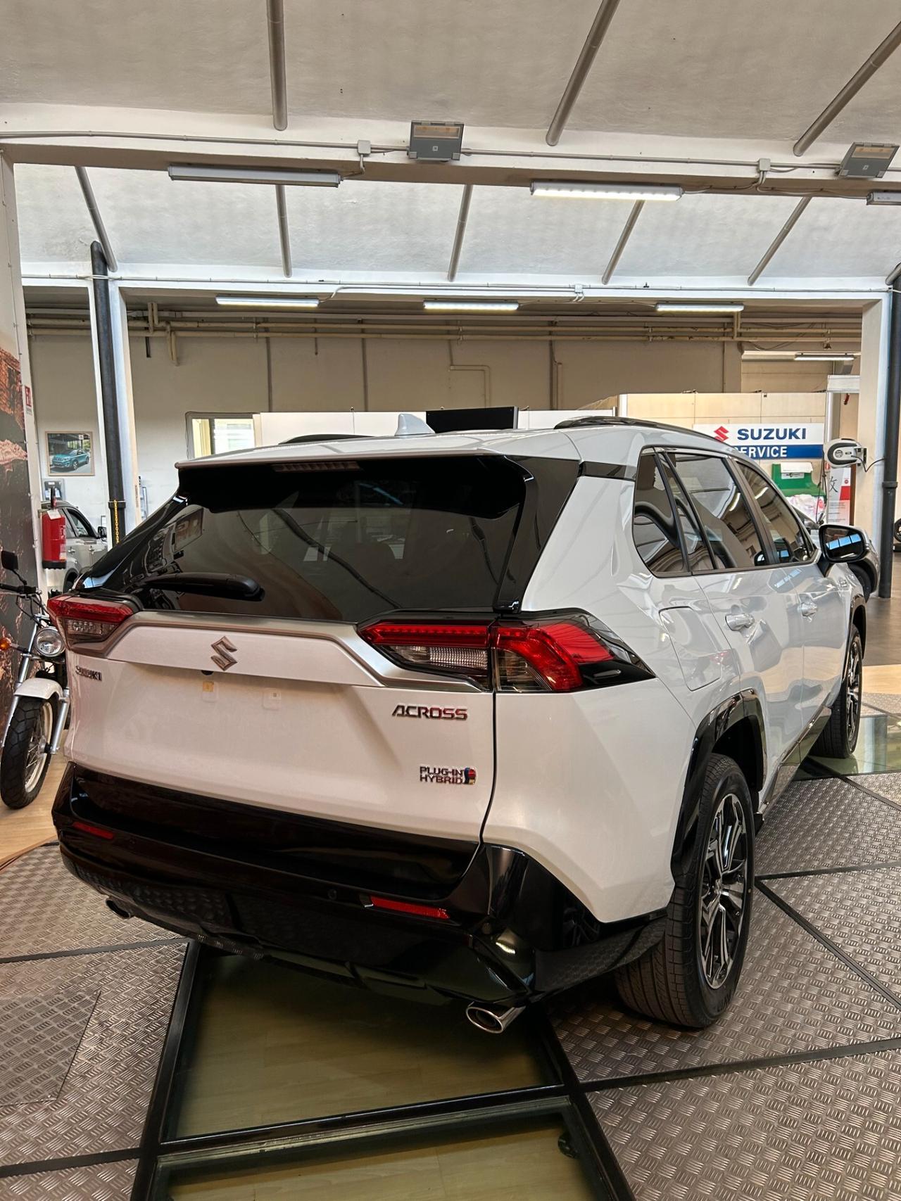 Suzuki Across 2.5 Plug-in Hybrid E-CVT 4WD Top