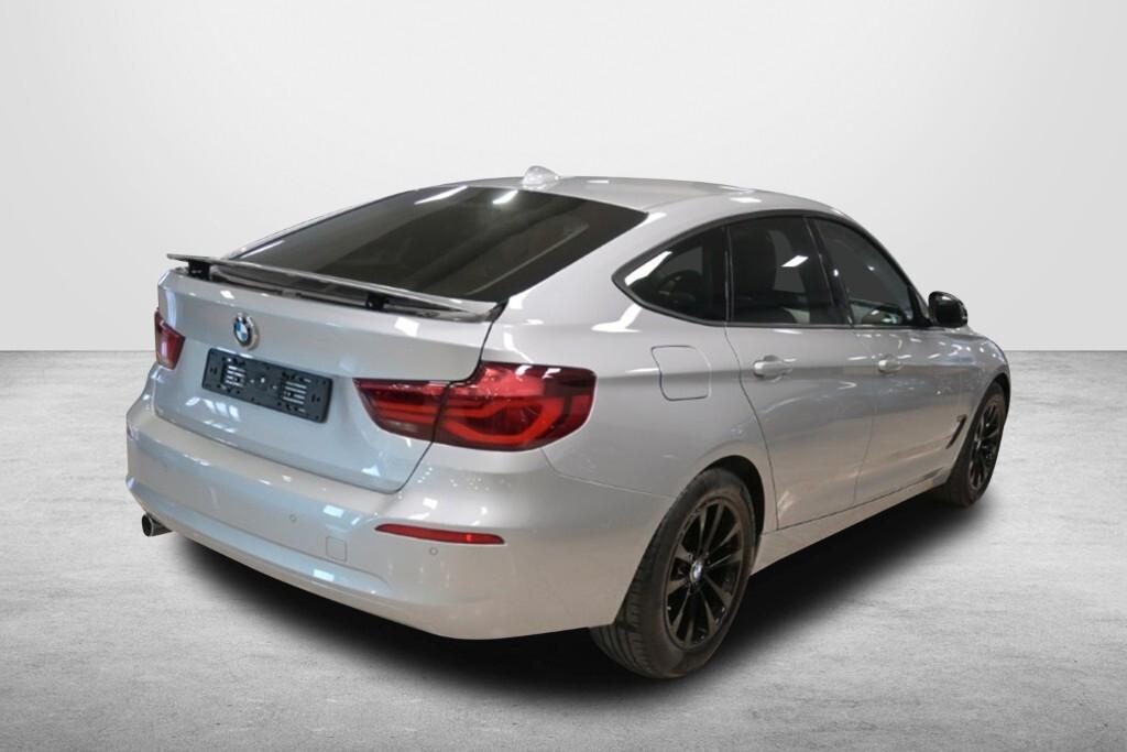 BMW 318D GRAN TURISMO 136CV STEPTRONIC BUSINESS ADVANTAGE ( FARI LED - PELLE - CRUISE - NAVI - PDC )