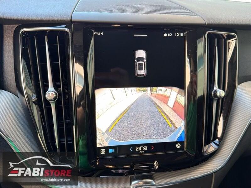 Volvo XC60 B5 AWD 250 Cv R-Design Plus Dark - KM/0