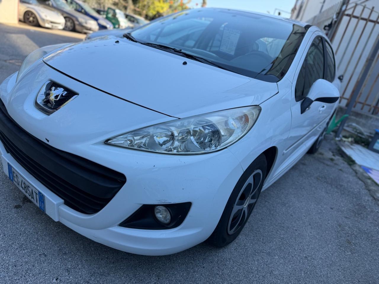 Peugeot 207 Plus 1.4 8V 75CV 5p. ECO GPL