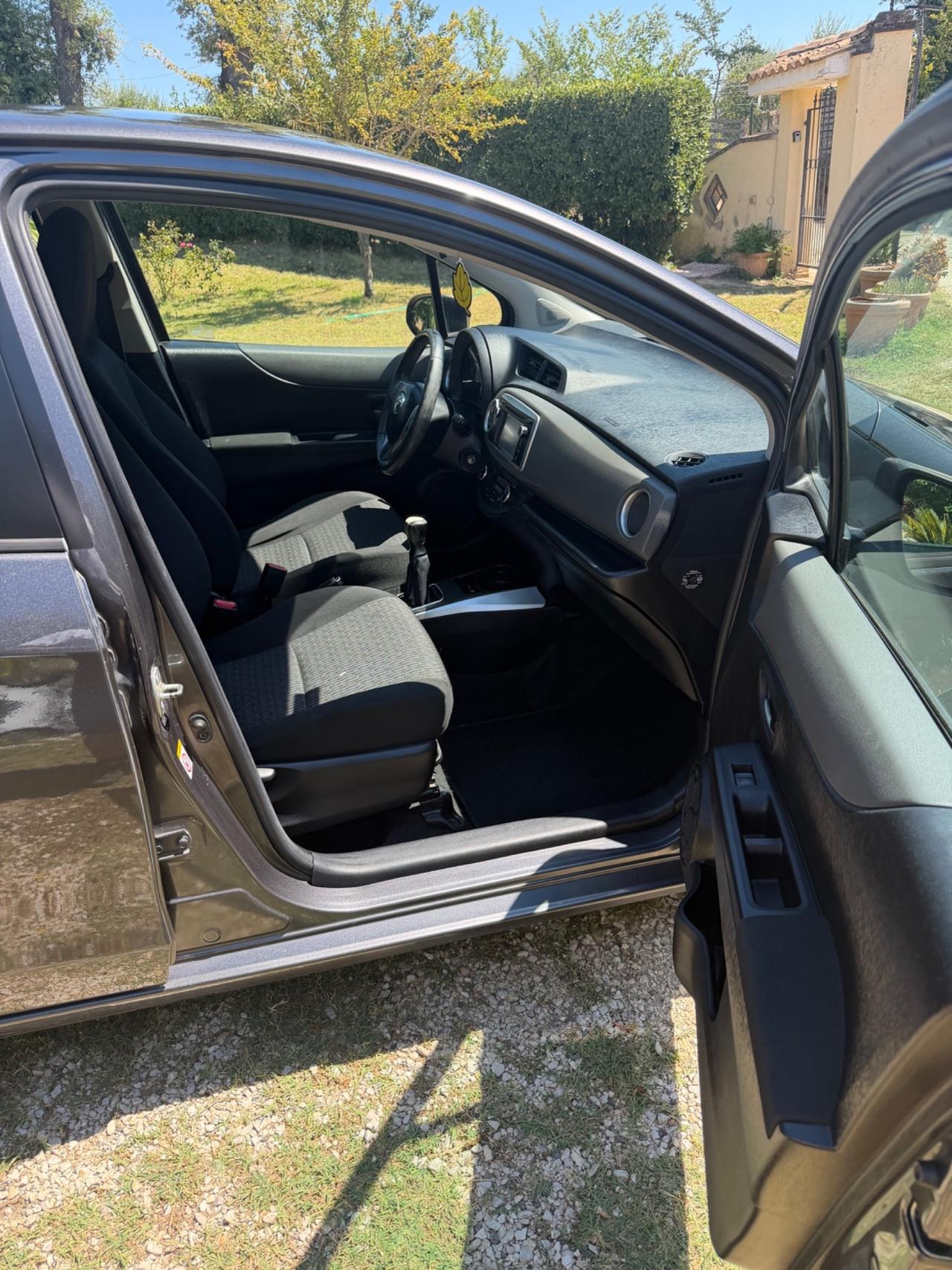Toyota Yaris 1.0 5 porte Lounge