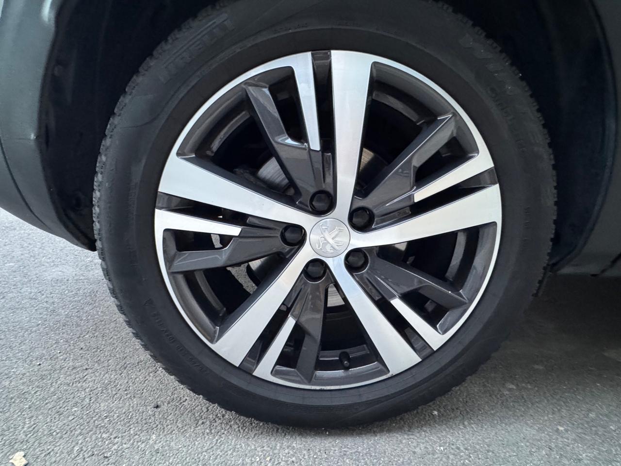 Peugeot 3008 BlueHDi 130 EAT8 Allure Pack