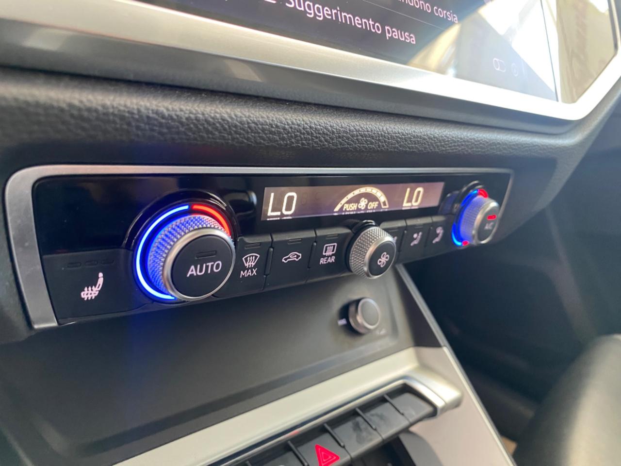 Audi Q3 35 TDI QUATTRO S-LINE BLACK EDITION2020